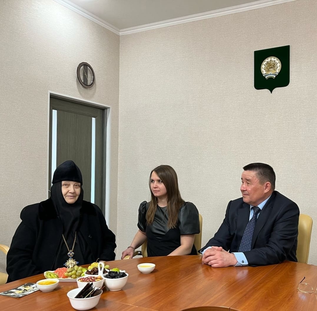 Состоялась встреча с Настоятельницей Богородице-Табынского женского монастыря игуменьей Иоанной